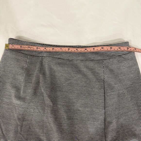 HALARA NWT High Waisted Houndstooth Mini Work Skirt Built in Shorts Size Large - Picture 8 of 10